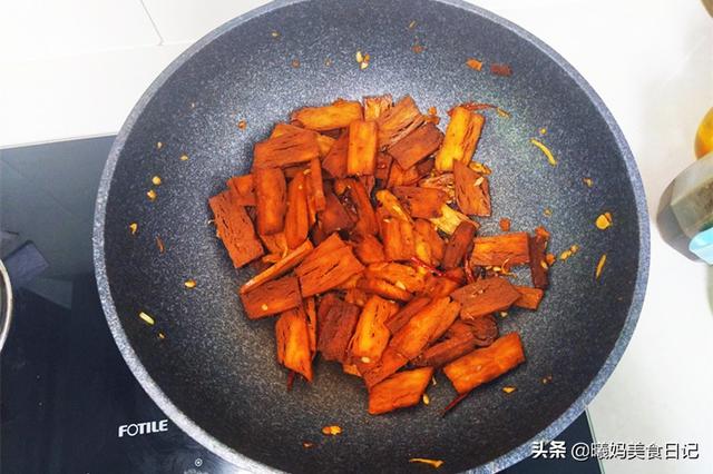 速冻的地锅饼怎么吃，没想到锅饼还能这么做