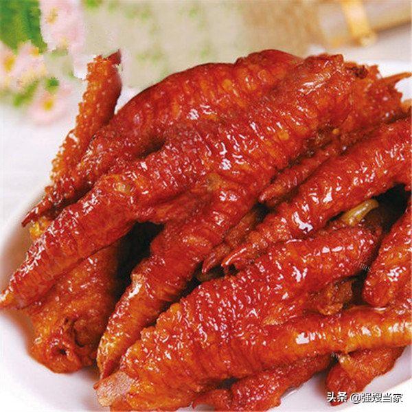 炸鸡爪怎么炸外皮酥脆(凤爪色泽金黄)