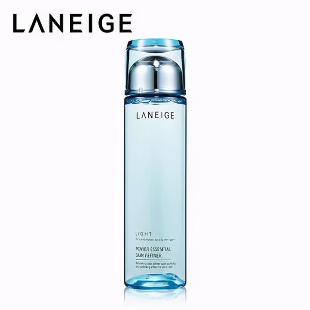 美白补水护肤品排行榜10强，2021美白补水产品排行榜10强:SK2小灯泡第4（让人爱不释手的几款爽肤水推荐）