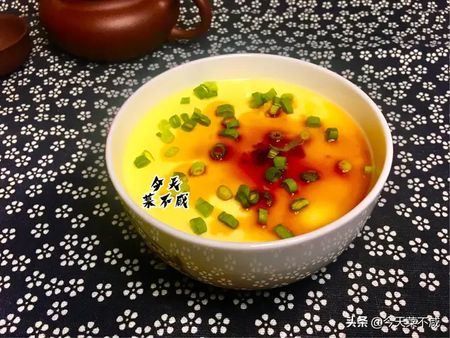 水蒸蛋要蒸多久，水蒸蛋蒸几分钟（蒸出的水蛋才能鲜嫩爽滑）