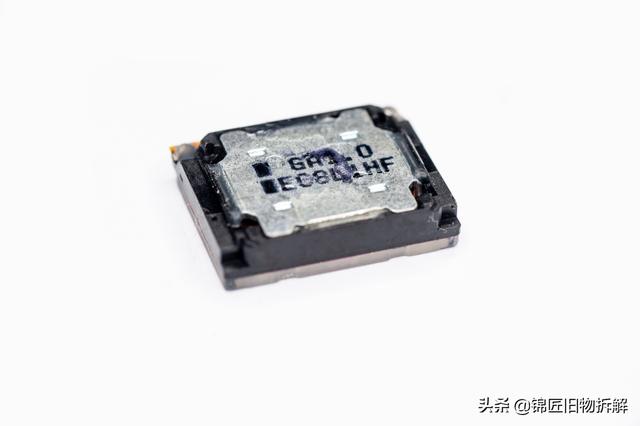 近期发布的诺基亚lumia930，这么好看的手机为什么就卖不动呢