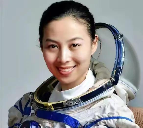 星辰大海歌词，星辰大海歌词建党百年（星辰大海<原创航天歌曲>）