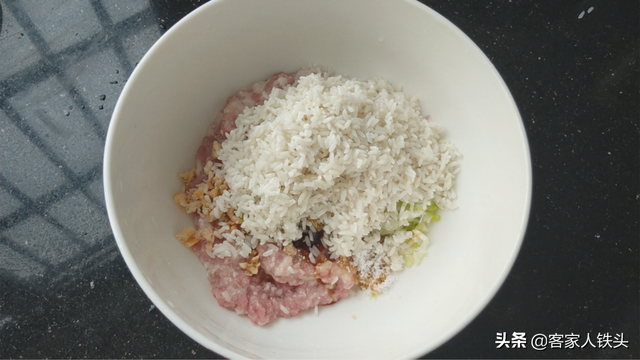 小癞瓜有什么营养，小癞瓜有什么营养吗（苦瓜这样做直接当饭吃）