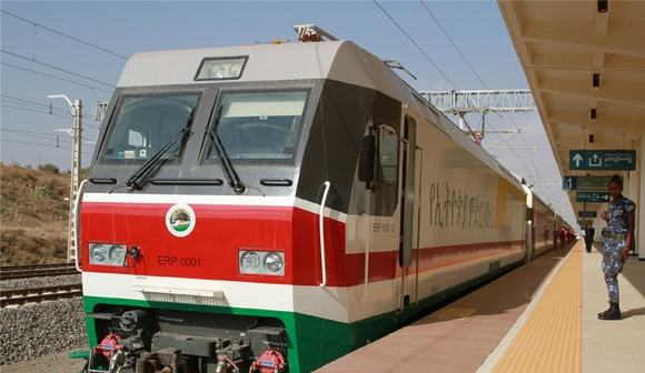 中铁建集团董事长陈奋健坠亡，是否有透漏其坠亡的原因，中铁建集团董事长陈奋健坠亡（半年拿2万亿合同、出海坑王变中国海外基建王）