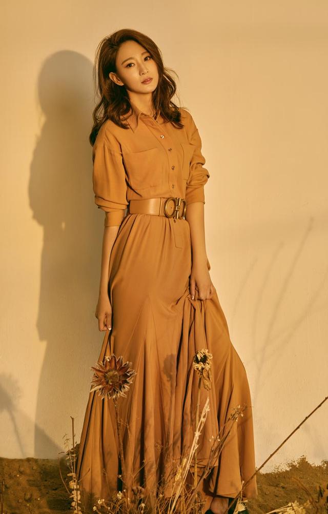 侯莎莎(侯莎莎资料,但不知道叫什么名字(军旅"最美女神"侯梦莎)