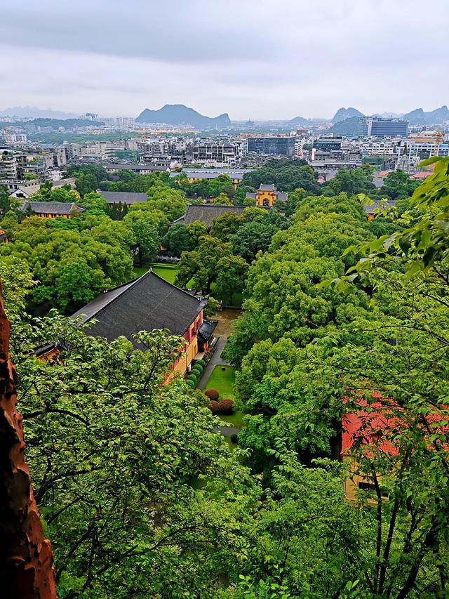 靖江王府的历史由来，靖江王府名字由来（比紫禁城还早34年建成的靖江王府）