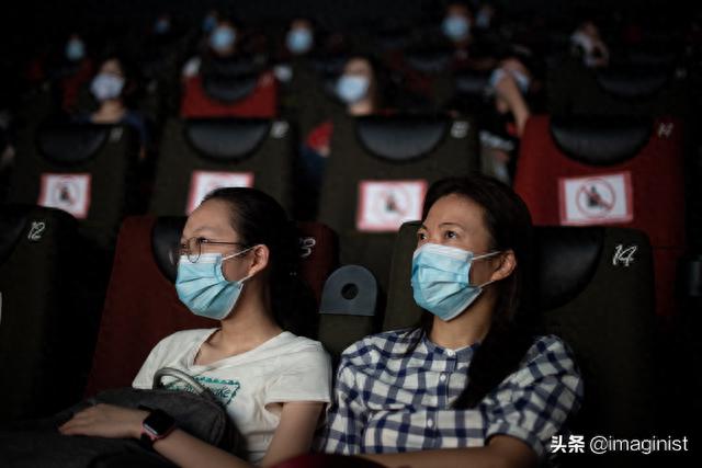 武汉电影院开了排片却很少，你会去么