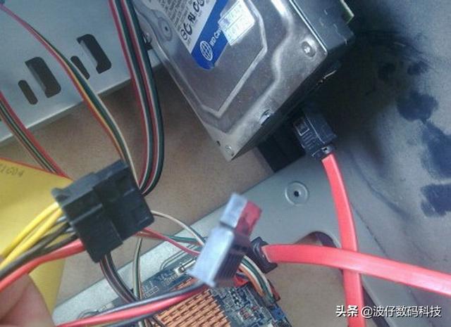 p4电源，频繁重启或开机死机（P4电源里面的变压器是干嘛）