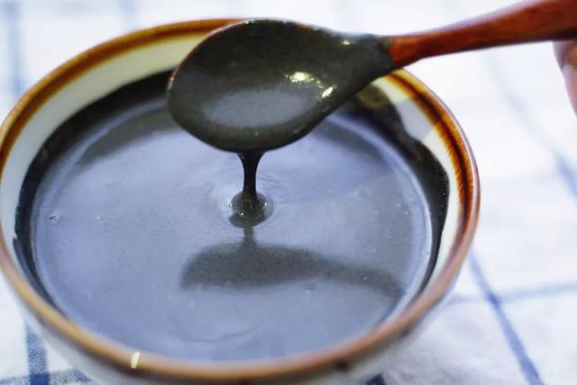 黑芝麻糊怎么冲，南方黑芝麻糊怎么冲不会结块（就是忘加这种米）
