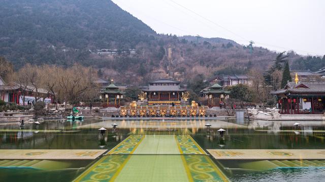 华清宫位于哪里，华清宫简介（中国唯一的皇家沐浴圣地）