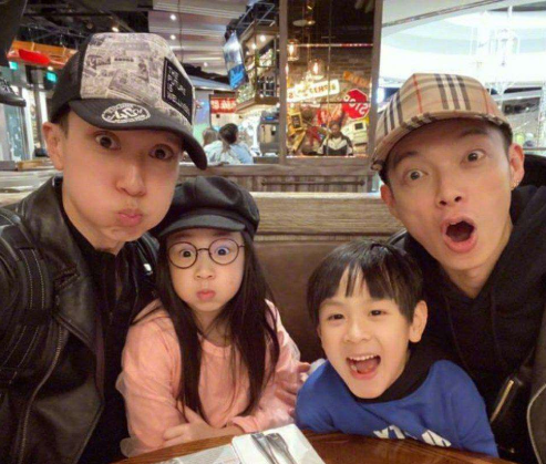 男生头像慵懒偏冷淡风动漫，柒悦／冷淡风&古风&优质&高冷&漫画男头微信（跟吴尊林丽吟视频）