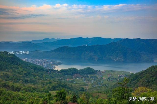 尼泊尔在哪，尼泊尔靠近中国哪个城市（尼泊尔那么穷，为何幸福指数高）