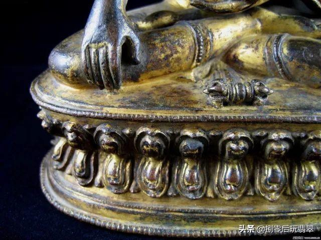 佛公佩戴注意事项，女士佩戴佛公需要注意什么（翡翠观音、佛公手势竟然有这讲究）