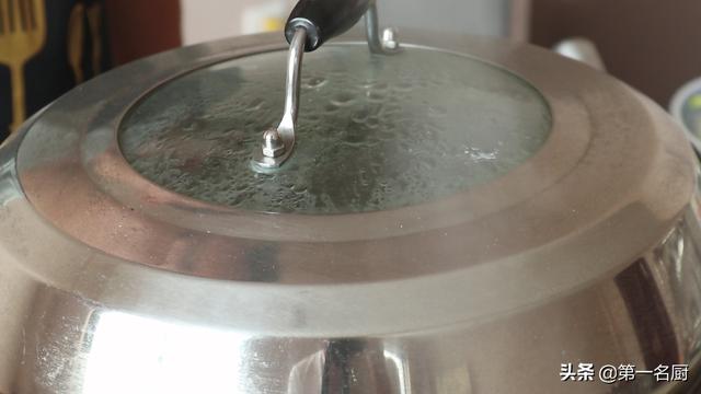 干挂面做蒸面条的做法窍门，挂面蒸面条的家常做法窍门（河南蒸面条的正确做法）