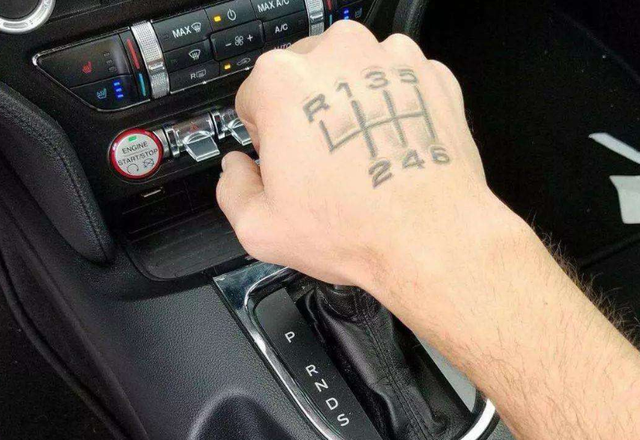 自动挡汽车如何正确停车，自动挡汽车如何正确停车视频（自动挡停车的正确步骤到底是什么）