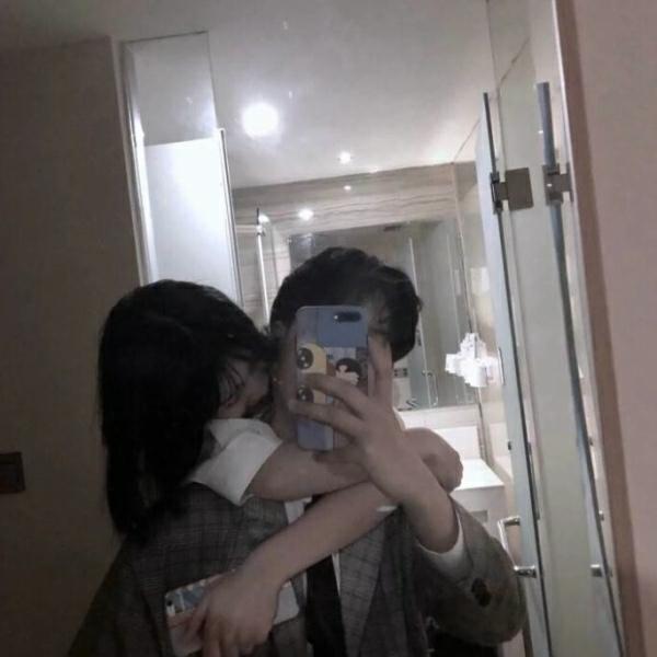 唯美意境情侣头像微信，唯美意境情侣头像（“总会有人陪你在慌乱无序的生活中同步前行”）