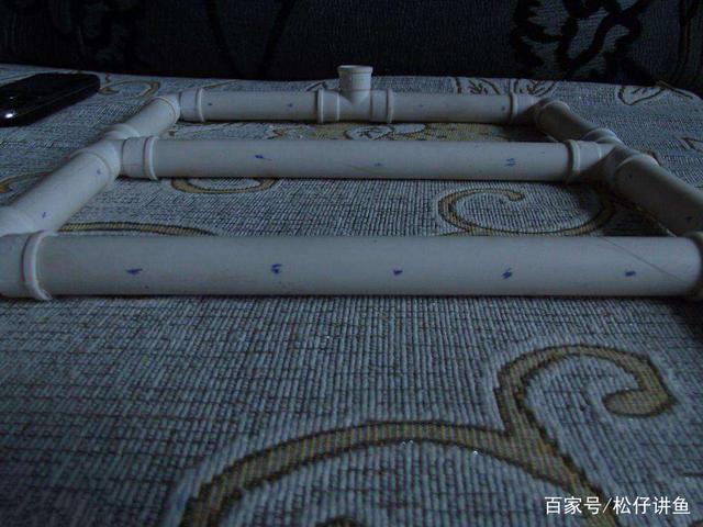 陶瓷鱼缸怎样做过滤，陶瓷鱼缸怎样做过滤器（鱼缸滴流过滤DIY全过程）