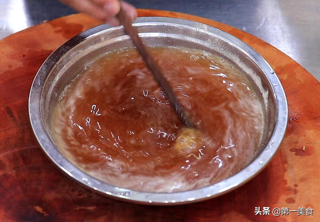 虎皮鸡蛋的做法，虎皮鸡蛋呢怎么做（厨师长分享虎皮鸡蛋家常做法）