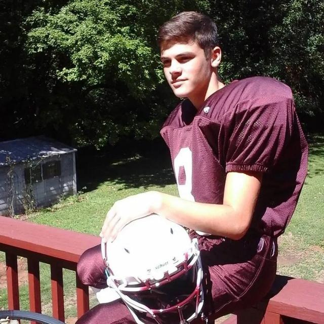 aj 是什么，aj系列所有款式图片（18岁美国新生代男歌手高高瘦瘦白白净净）