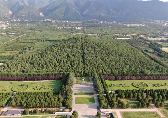 风水宝地怎么选址，风水宝地布局（秦始皇为什么选址骊山）