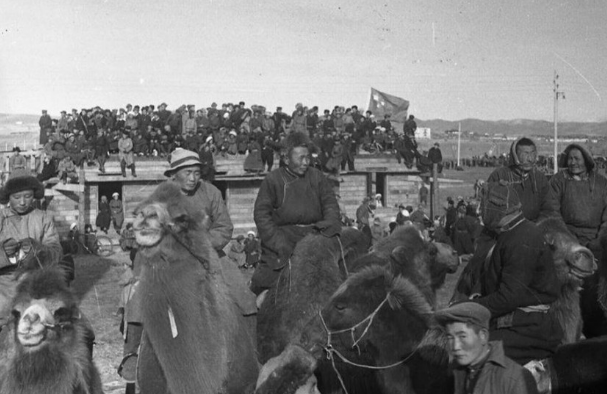 蒙古什么时候独立的，外蒙古是什么时候独立的（为何后来会独立出去呢）