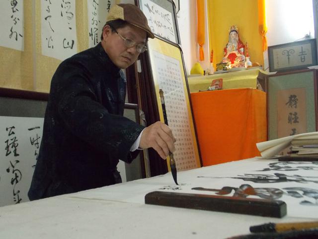中国十大骗子书法家，十大伪书法家（他自称国家一级书法家）