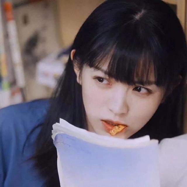 动漫女生头像   今天天气很好适合打打闹闹微信，动漫女生头像   今天天气很好适合打打闹闹，更适合亲亲抱抱（女生：可以获得漂亮并且温柔）