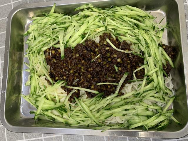 炸酱面用什么酱，炸酱面用哪两种酱最好的（掌握这3个技巧）