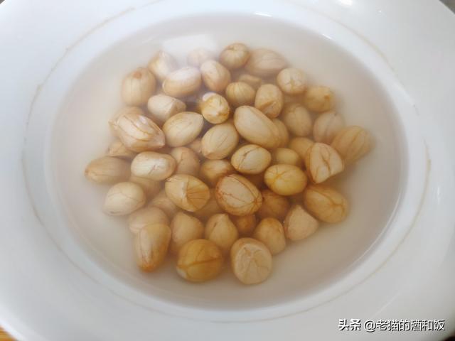 红枣大米粥的家常做法，大米红枣粥的做法和功效（早餐多喝这碗粥）