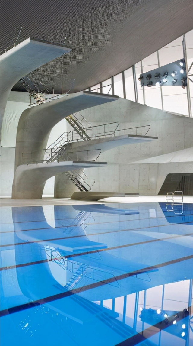 跳水动作姿势分几种，跳水动作姿势分几种图片（跳水运动中的一些基本知识）