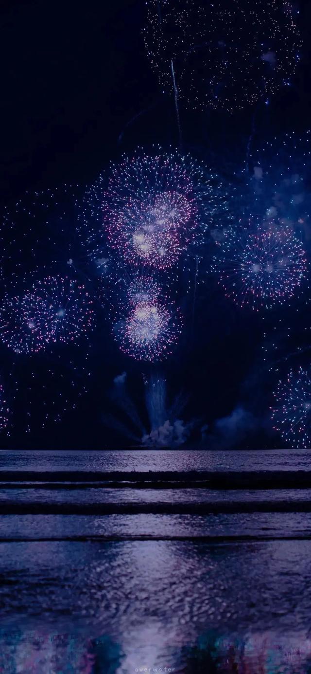 唯美月光背景图,唯美月光背景图片(一组唯美的放烟花壁纸和治愈背景图分享) 唯美月光背景图,唯美月光背景图片(一组唯美的放烟花壁纸和治愈背景图分享)