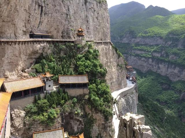 山西著名旅游景点，山西五台山旅游（山西最值得去的十大景点）