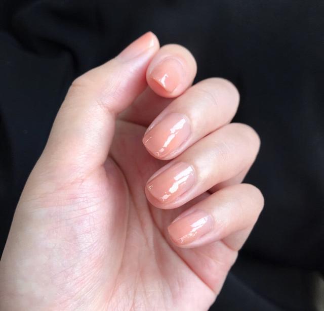 3ce唇釉正版什么味道，3ce正品唇釉辨别（眼影唇釉全线都便宜又好用）