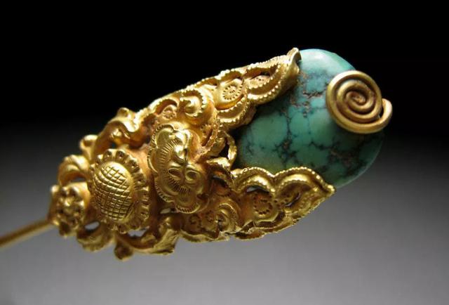 g18k是什么金，戒指上标着g18k是什么意思（购买翡翠镶嵌时小心被忽悠）