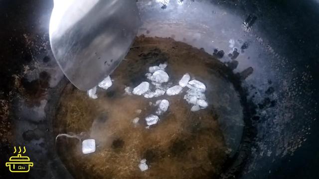 红烧鸡腿的简单做法，怎么做红烧鸡腿（教你做正确红烧鸡腿肉的做法）