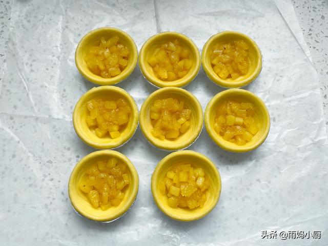 蛋挞菠萝酥制作方法，蛋挞皮菠萝包的做法（香酥掉渣的菠萝酥）