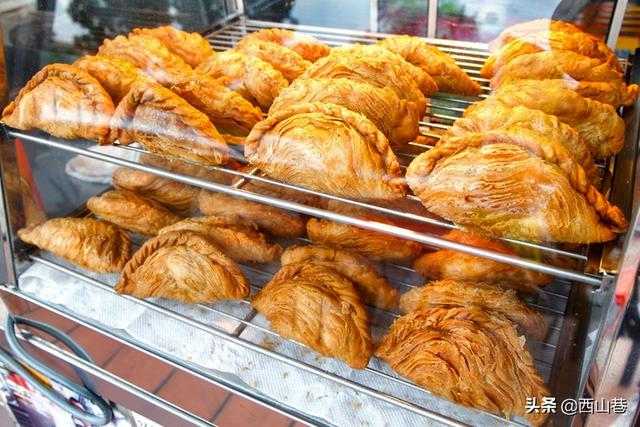 马来西亚的特产，马来西亚盛产什么特产（10道必尝的马来西亚特色小吃）