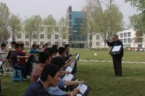 华清大学是哪所大学（西安建筑科技大学华清学院简介）