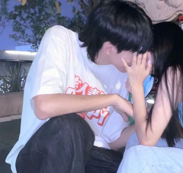 一眼惊鸿的神仙情侣头像动漫，神仙动漫情侣头像微信（是为了庆祝你上岸）