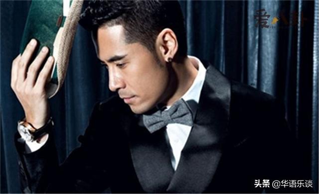 羽泉奔跑完整歌词，歌曲羽泉的奔跑（黄征与羽泉十年后同台）