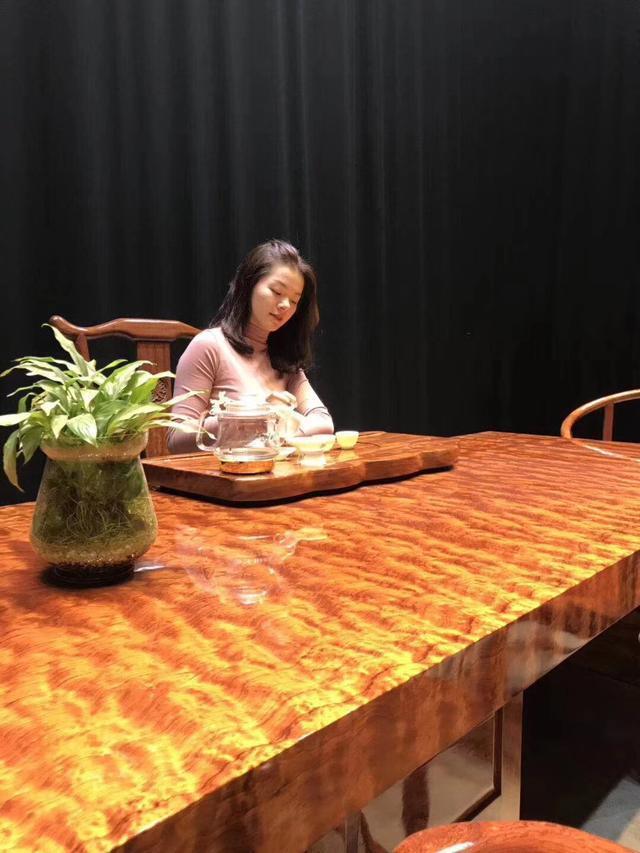 如何存放巴花原木，巴花原木图片（云南小伙8000买89吨非洲丑木）