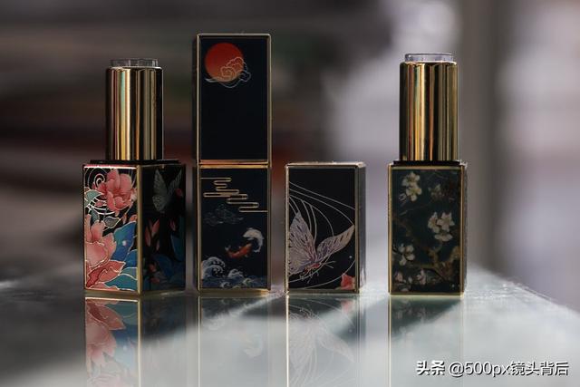 怎样自己在家DIY口红，怎样自己在家做口红（量杯、磅秤、搅拌一个也不能少）