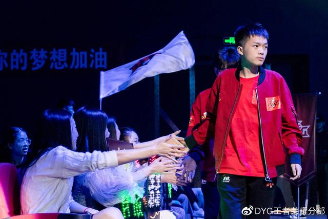 王者荣耀马超台词不必辨认我在哪里，王者荣耀的马超台词（不必辨认我 识我的枪吧）