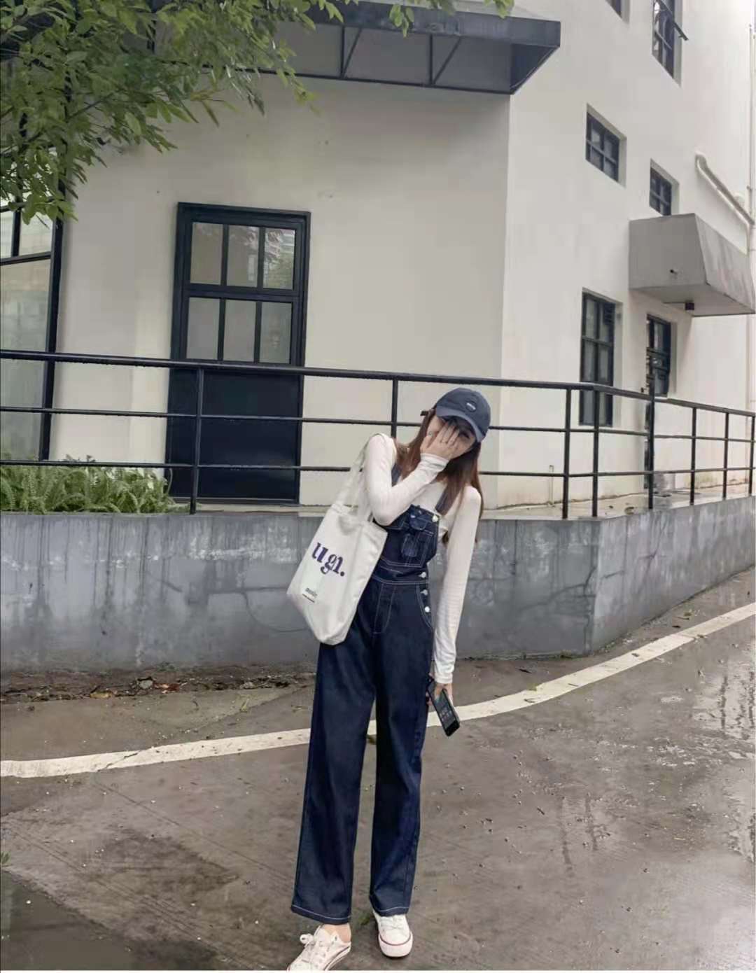 牛仔背带裤搭配什么上衣好看,背带裤穿搭图片大全