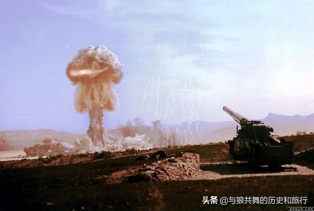 二战后，旷日持久、未见硝烟的冷战是怎么开始的？标志是什么？