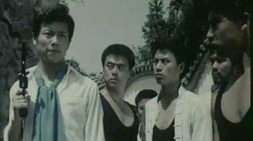 周星驰的老婆叫什么，他是周星驰电影的小人物（谁是周星驰的老婆）