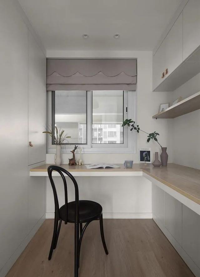 柜门拉手怎么选，柜门拉手怎么选视频（比多花10万显档次）