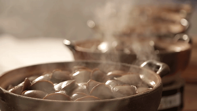 如何泡发鲍鱼干，干鲍鱼片泡发的正确方法（这么贵的干鲍你知道怎么泡发吗）