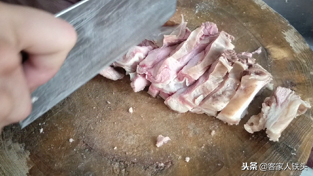 怎么做焖牛肉才好吃，牛腩这一个做法才叫香