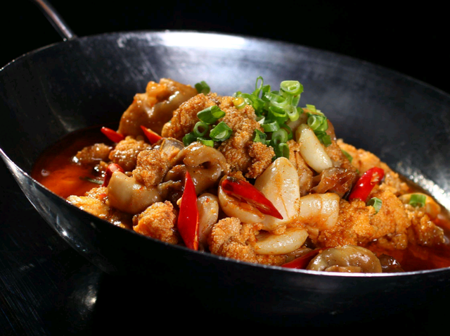 鱼杂怎么做更好吃，干锅鱼杂这样做比鱼肉都好吃
